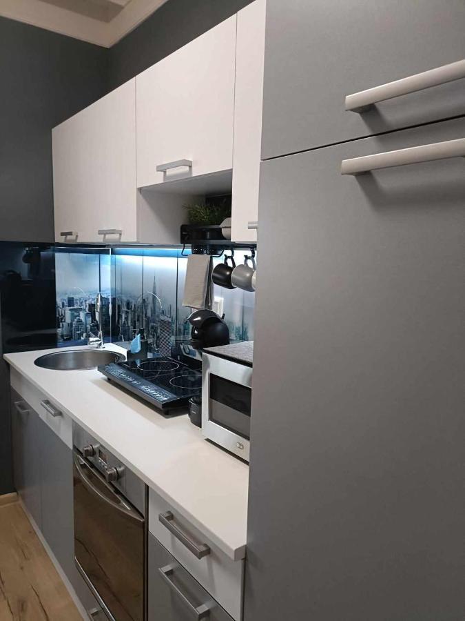 West Panorama Penthouse - Apartment With A Fantastic View Of The City Сомбатхей Экстерьер фото